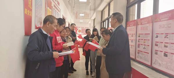 陜煤建設(shè)韓城分公司機(jī)關(guān)黨支部開展“百年黨史 紅色經(jīng)典誦讀”活動(dòng)