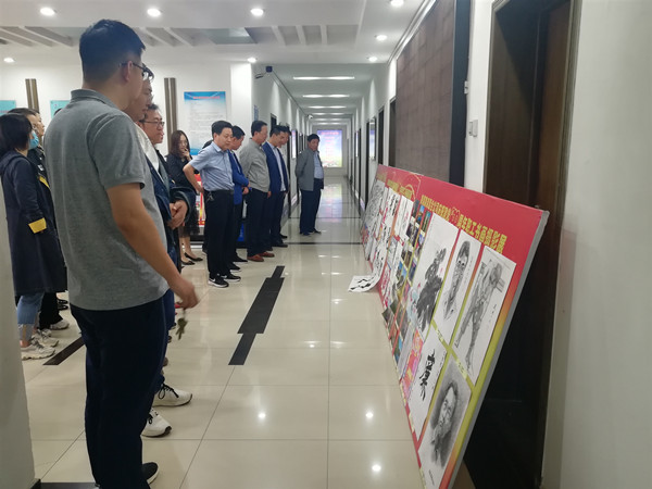 陜煤建設(shè)澄合分公司書畫攝影牌板展慶祝建黨100周年