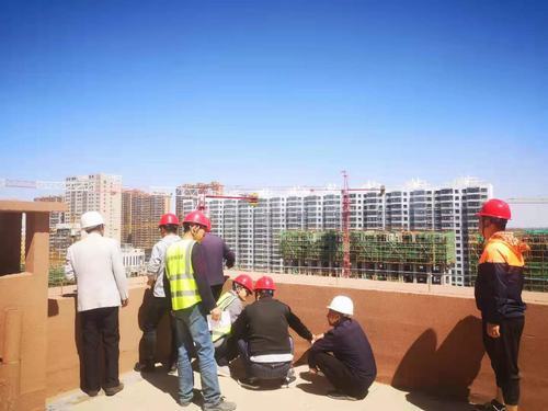 陜煤建設(shè)銅煤公司第一項(xiàng)目部金地華府6#樓順利通過竣工預(yù)驗(yàn)收工作