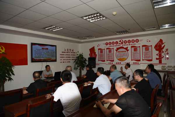 陜煤建設(shè)煤礦運營服務(wù)分公司:多種方式讓黨課實起來