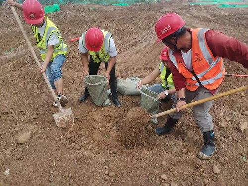 陜煤建設路橋分公司強化應急演練保障雨季安全生產