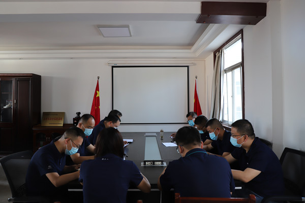 陜煤建設(shè)漢中分公司防疫力度不減 標(biāo)準(zhǔn)不降 干勁不松