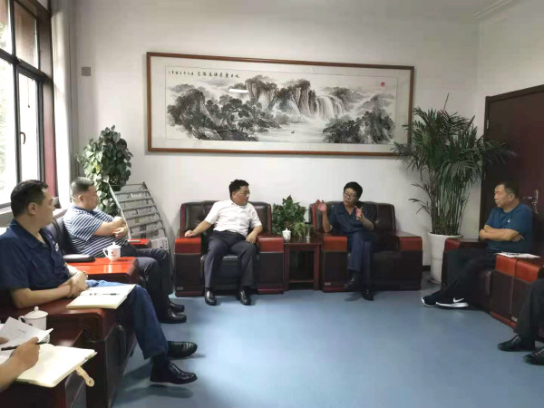 王明智、王寧赴陜鋼集團龍鋼公司座談交流