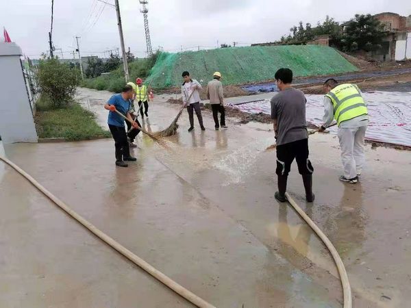 陜煤建設(shè)天工公司渭陽佳苑項(xiàng)目“雨季三防”有妙招，未雨綢繆早預(yù)防