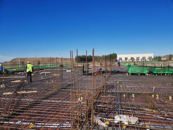 陜煤建設韓城分公司土建九項目部演繹24小時施工奮戰(zhàn)奏鳴曲