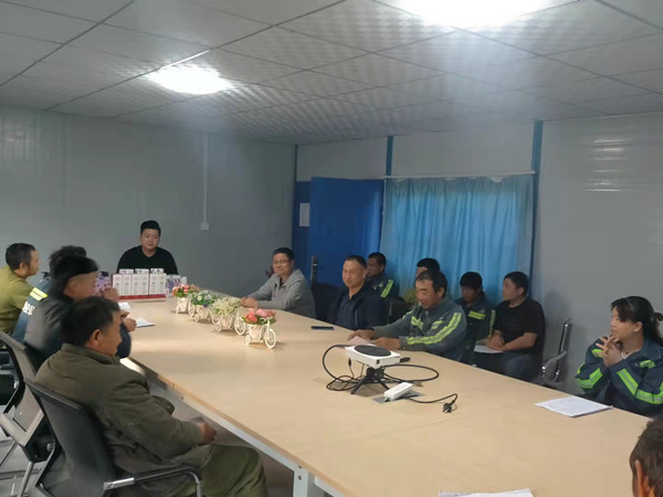 陜煤建設機電安裝公司:國慶節(jié),我們在工地過