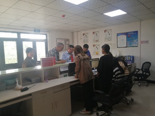 建設(shè)集團(tuán)大秦置業(yè)公司：稀罕事！物業(yè)給業(yè)主發(fā)福利了