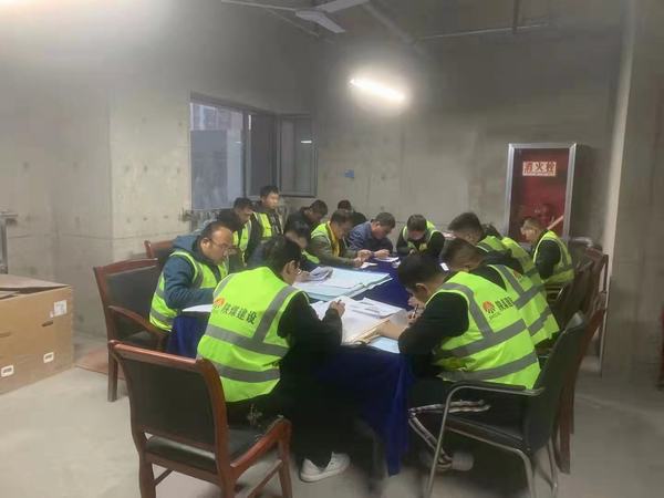 陜煤建設銅煤公司第十五項目部業(yè)務知識“小課堂”為職工充電蓄能