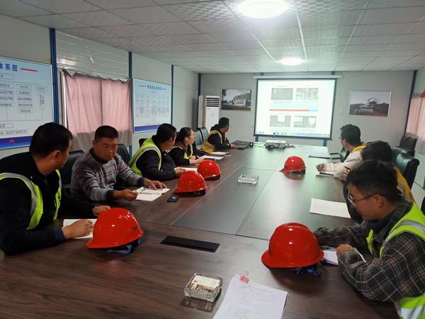 陜煤建設(shè)銅煤公司第三項(xiàng)目部深入開展“質(zhì)量監(jiān)督崗”活動(dòng)