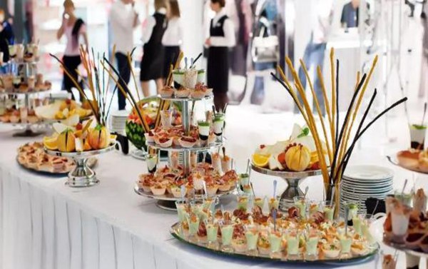 建設集團大秦置業(yè)公司：龍灣水境項目暖場活動溫情又暖心