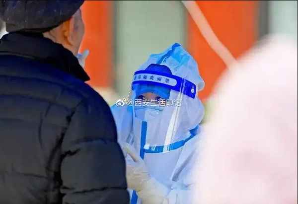 逆風(fēng)中的風(fēng)箏