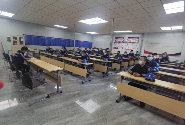 陜煤建設(shè)洗選煤運(yùn)營(yíng)公司紅柳林洗煤廠項(xiàng)目部：提振士氣鼓干勁 凝心聚力謀新篇