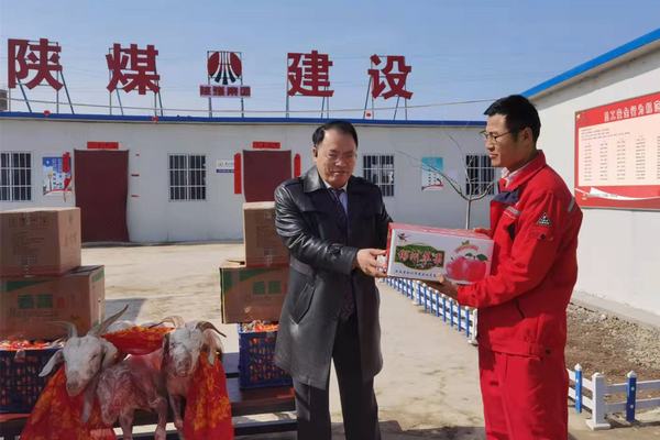 陜煤建設(shè)礦建二公司領(lǐng)導(dǎo)前往第一項(xiàng)目部進(jìn)行開工慰問(wèn)