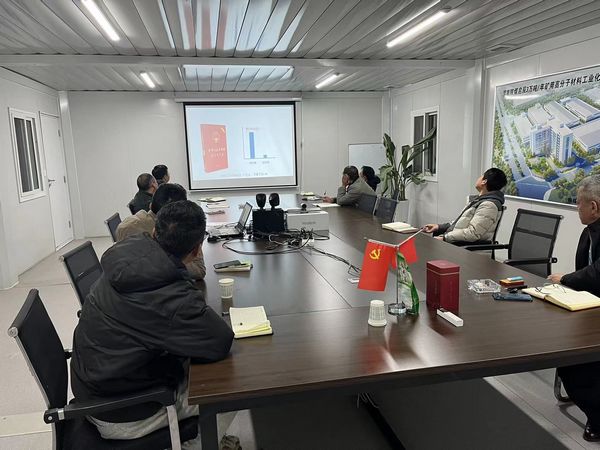 陜煤建設(shè)天工公司土建十一部扎實(shí)踐行：法規(guī)在心中，安全在手中