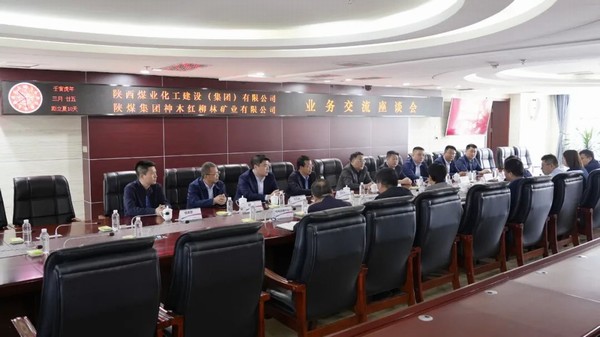 王明智、趙敬凱一行與陜煤榆林地區(qū)兄弟單位走訪座談