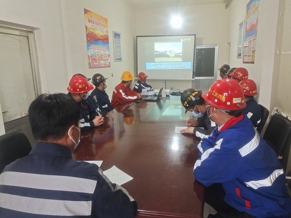 陜煤建洗選煤運(yùn)營公司第二項目部：“反三違”在行動 安全生產(chǎn)記心間