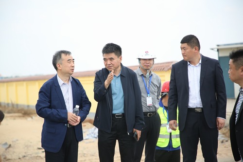陜煤運(yùn)銷集團(tuán)黨委書記、董事長(zhǎng)楊科生一行蒞臨榆陽(yáng)煤炭物流園區(qū)項(xiàng)目檢查指導(dǎo)工作
