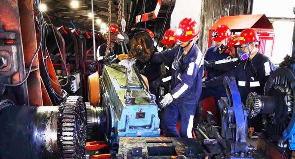 陜煤建設(shè)洗選煤運(yùn)營(yíng)公司：戰(zhàn)高溫 忙檢修 他們?nèi)σ愿?></div>
                                <div   id=