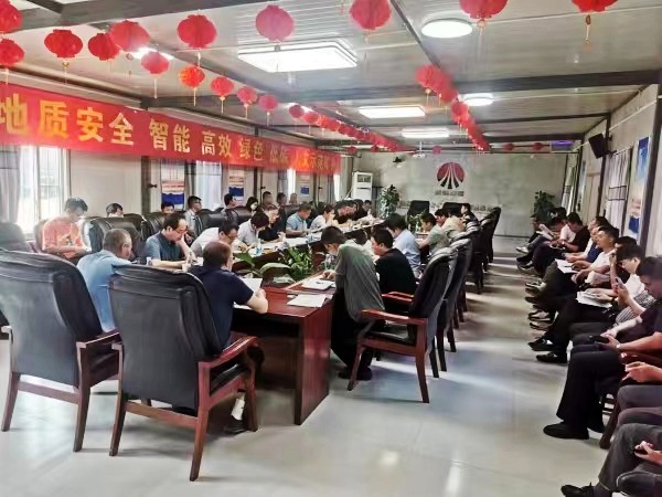 陜煤建設(shè)澄合分公司承建的西卓煤礦北翼總回風(fēng)、北翼回風(fēng)、措施巷管路安裝工程順利通過(guò)竣工驗(yàn)收