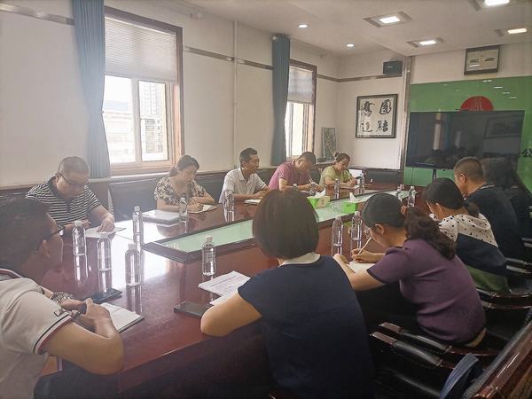 陜煤建設(shè)集團人力資源調(diào)研組蒞臨銅煤公司檢查指導工作