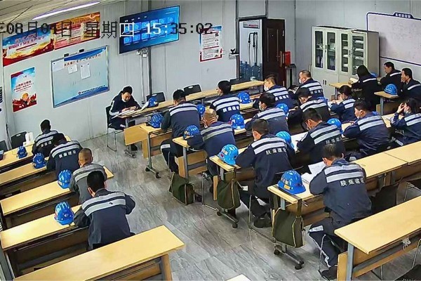 陜煤建設(shè)洗選煤運營公司：下好班前“先手棋” 系牢安全生產(chǎn)第一?！翱圩印?></div>
                                <div   id=