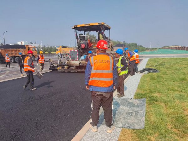 陜煤建設(shè)天工公司土建五部挑燈夜戰(zhàn)，開(kāi)啟趕“工期”加速度