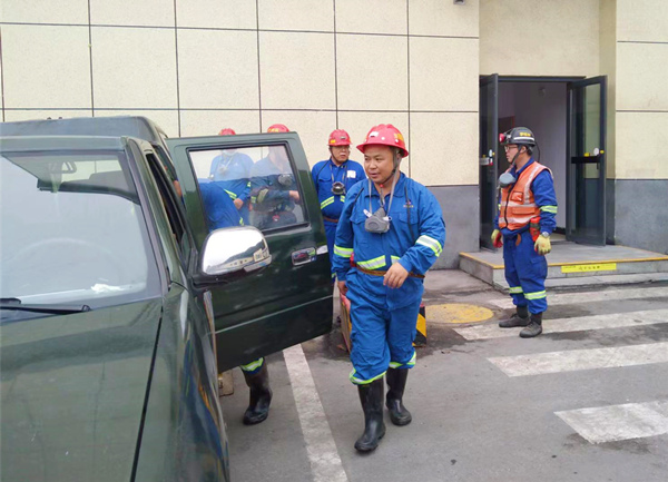 陜煤建設(shè)礦建三公司國(guó)慶假期開展在建項(xiàng)目安全專項(xiàng)檢查
