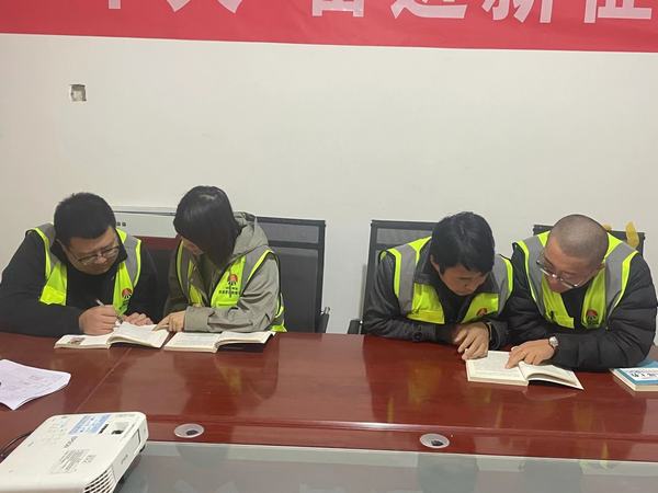 陜煤建設(shè)銅煤公司:第一項目部黨支部多項舉措開展“紀律學(xué)習(xí)教育月”回頭望