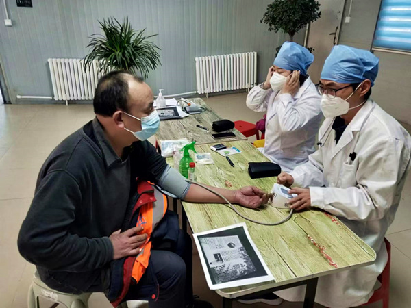 陜煤建設(shè)礦建三公司：健康診療進項目 把脈問診暖人心