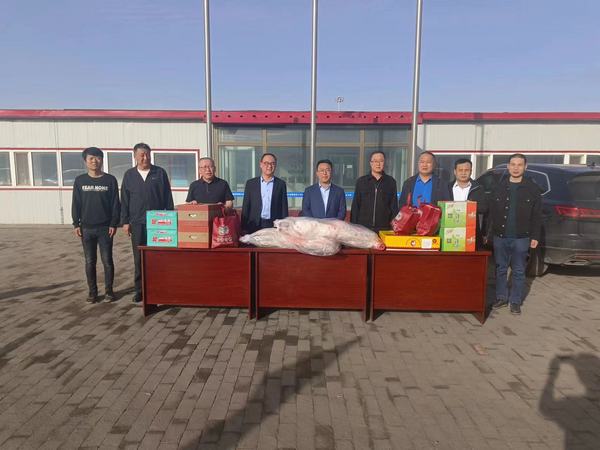 陜煤建設(shè)煤礦運(yùn)營服務(wù)分公司：勞動(dòng)節(jié)慰問一線干部職工