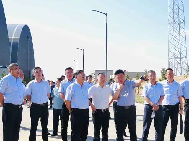 運銷集團(tuán)董事長楊科生深入榆陽煤炭物流園區(qū)項目工程檢查指導(dǎo)工作