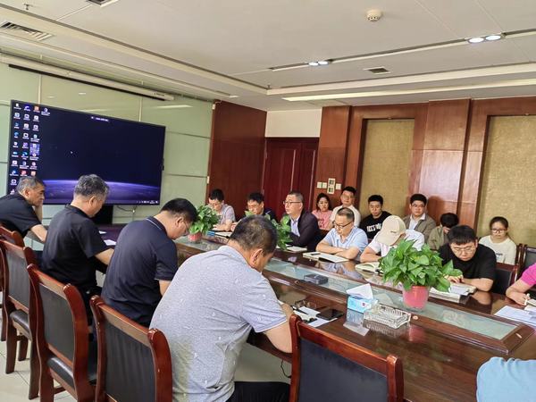 陜煤建設(shè)煤礦運(yùn)營服務(wù)分公司：開展“初夏已至 書香有約”主題贈書活動