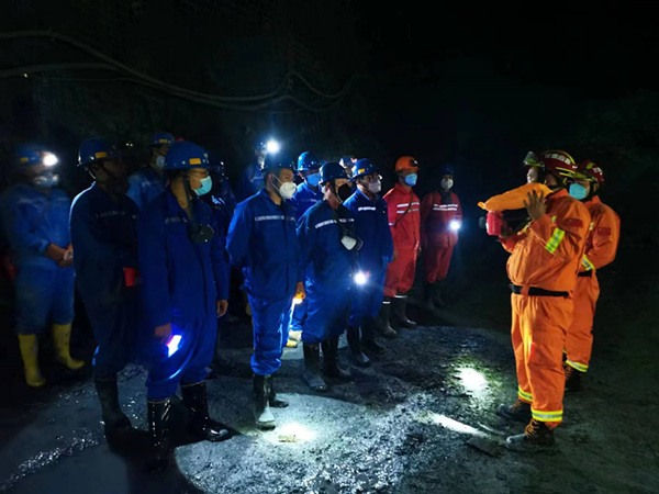 陜煤建設(shè)礦建三公司：頂板事故應(yīng)急演練“動(dòng)真格”！