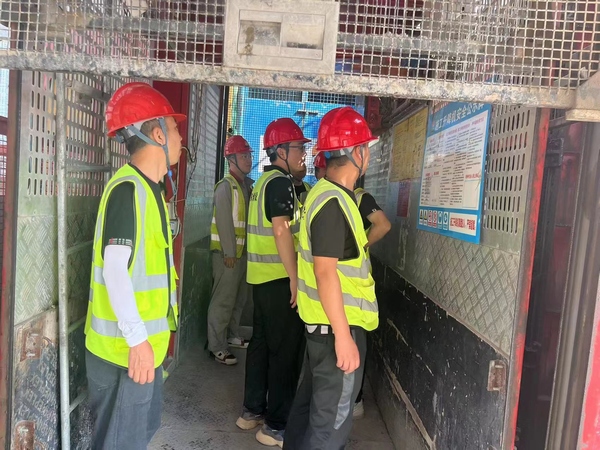 陜煤建設(shè)銅煤公司第九項(xiàng)目部以“安全生產(chǎn)月”活動(dòng)為契機(jī)，全面提升項(xiàng)目安全管理水平