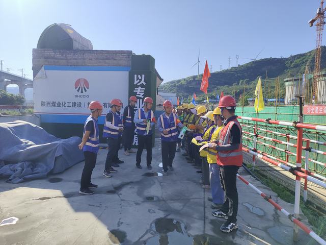 陜煤建設(shè)韓城分公司土建十一項(xiàng)目部： 酷暑有“涼策”，答好“高烤”題
