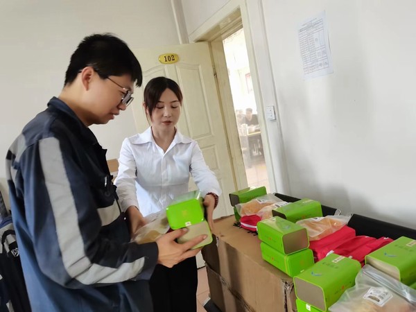 陜煤建設(shè)洗選煤運營公司檸條塔運營項目部：開展 “迎秋 送愛心”活動