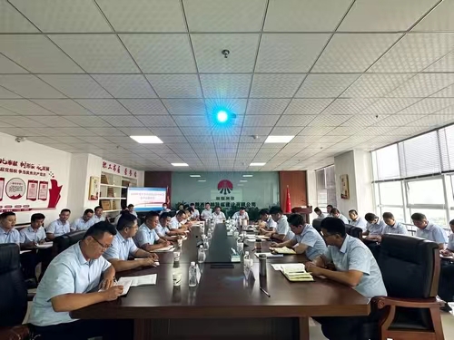 陜煤建設(shè)榆林公司召開上半年經(jīng)濟(jì)運(yùn)行分析會暨全員半年測評考核大會
