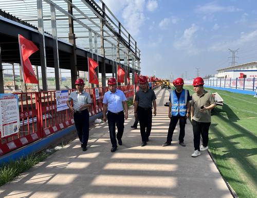 趙敬凱一行深入陜煤建設內蒙古分公司新能源高端智能制造項目施工現(xiàn)場指導工作