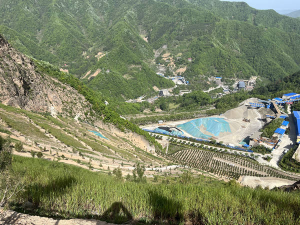 搶工期、保質(zhì)量，只爭朝夕施工忙