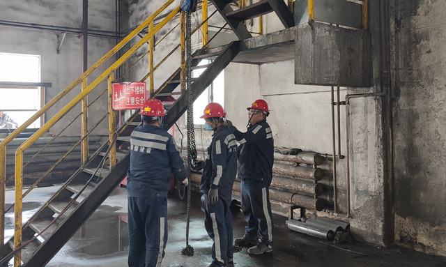 陜煤建設洗選煤運營公司第五項目部順利完成了陜西小保當礦業(yè)公司選煤廠7部膠帶機帶面更換工程