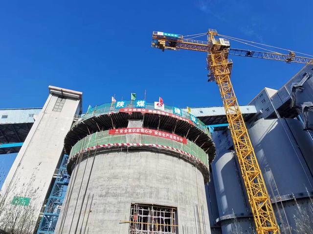 陜煤建設(shè)韓城分公司土建十二項目部:多措并舉保安全 全力以赴抓生產(chǎn)