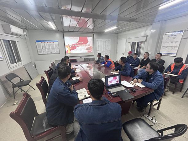 陜煤建設(shè)漢中分公司漢鋼中厚板項目:精益求精抓質(zhì)量 全心全意保安全