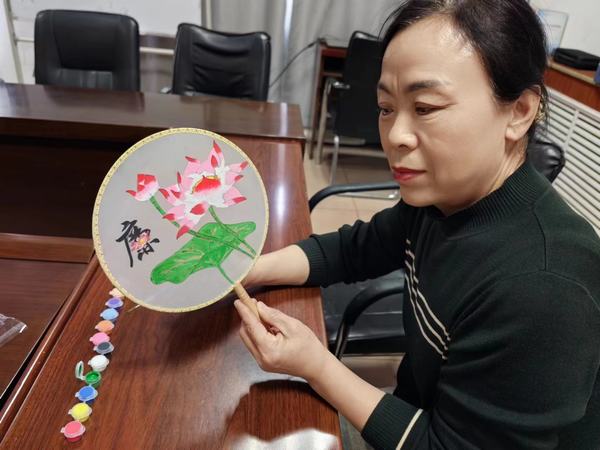 陜煤建設(shè)洗選煤運營公司檸條塔運營項目部開展：“巧手抒廉情，清風(fēng)揚正氣”主題趣味手工活動