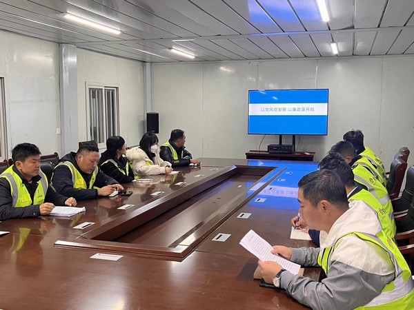 陜煤建設(shè)銅煤公司基層項(xiàng)目部：以黨風(fēng)促發(fā)展，以廉政謀開局