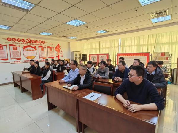 陜煤建設(shè)煤礦運(yùn)營服務(wù)分公司：雙“管”齊下  立好頭  開好局