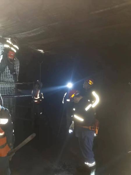 陜煤建設(shè)煤礦運(yùn)營服務(wù)分公司：做好后勤保障  積極應(yīng)對雨雪低溫冰凍天氣