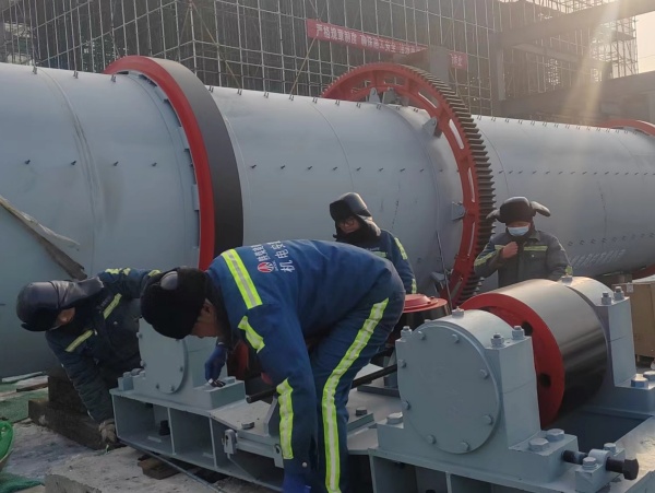 陜煤建設(shè)機(jī)電安裝公司涼水井項(xiàng)目部多措并舉穩(wěn)生產(chǎn)、抓安全、促發(fā)展