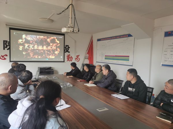 陜煤建設(shè)路橋分公司渭南項(xiàng)目部：多措并舉繃緊安全弦 筑牢安全“防火墻”