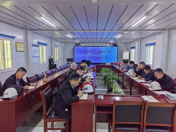 陜煤建設(shè)天工公司承建的漢陰縣實(shí)驗(yàn)中學(xué)建設(shè)二期工程項(xiàng)目1#、2#宿舍樓順利通過(guò)主體驗(yàn)收