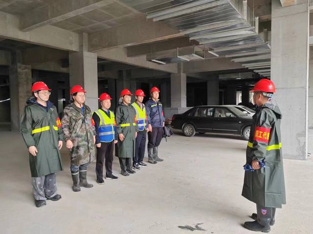 砥礪奮進(jìn)，青春建功